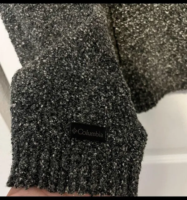Columbia grey black sweater size large - Image 5