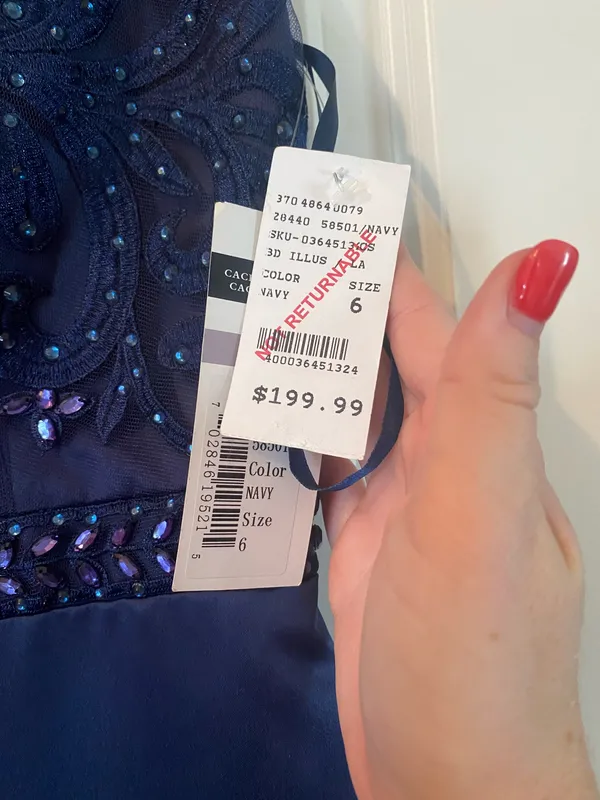 Cachet Formal Dress Gown - Image 4