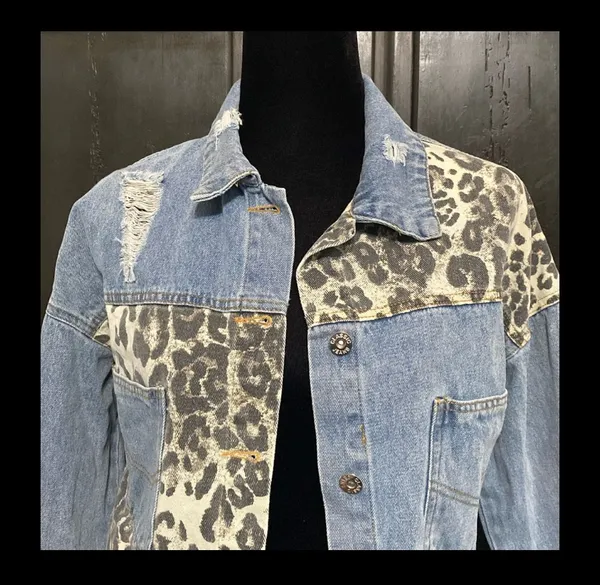 Light blue & Leopard Denim rugged jacket - Image 4