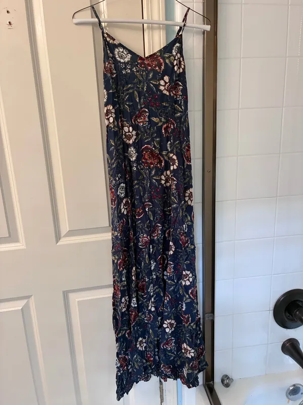 Abercrombie & Fitch Floral Dark Blue Sleeveless Maxi Dress size XS - Image 4