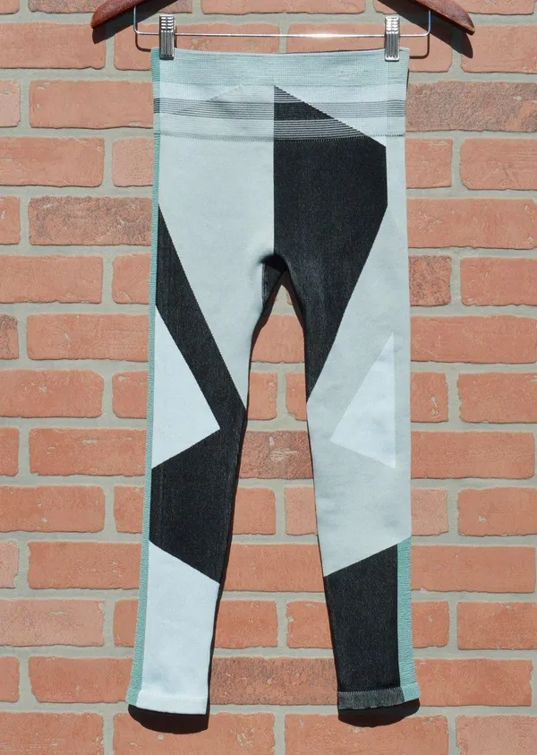 Nike Training Icon Clash seamless sculpt leggings - Image 5