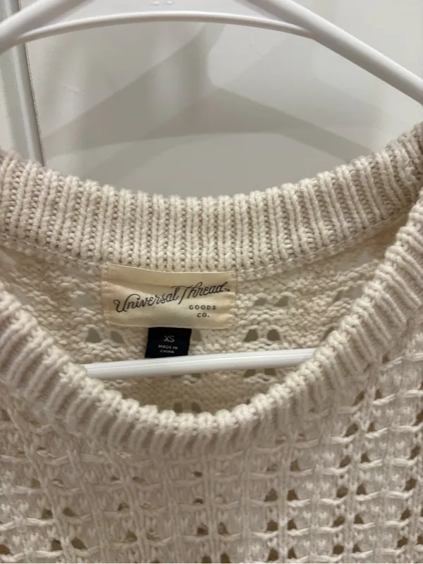 Universal Threads Cream Open-Knit Sleeveless Sweater - Image 2