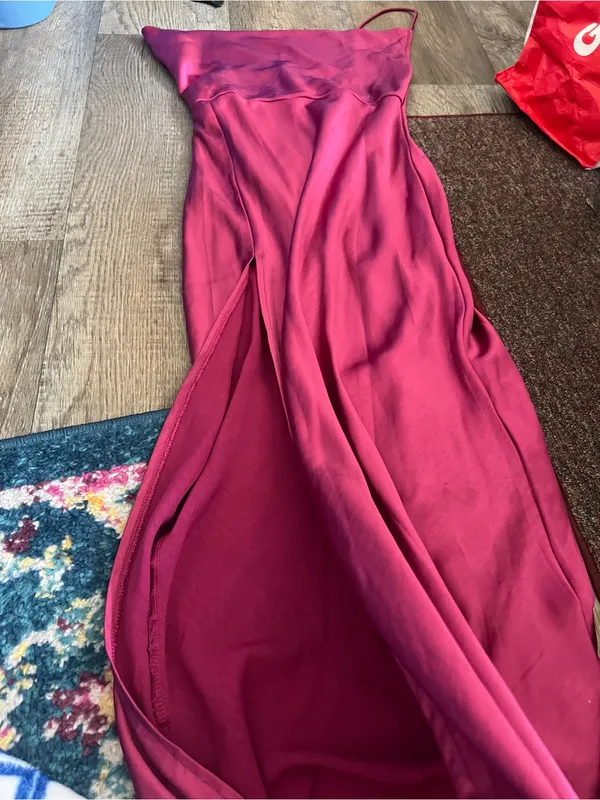 Lioness Magenta Walk The Line Satin Cowl High Slit Pink Maxi Midi xSmall - Image 11