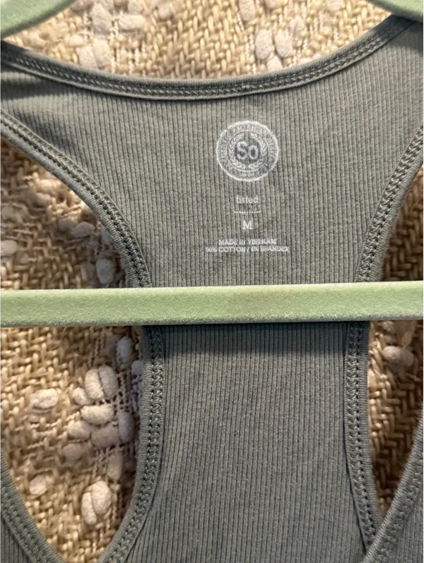 AE Soft & Sexy Scoop Neck Tank Top, Size M - Image 4