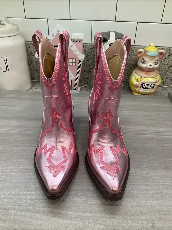 Hochfart‎ Western Boots For Women Embroidered Pointed Toe Cowgirl Boots - Image 2