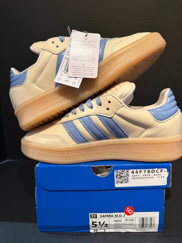 Adidas Women’s Samba XLG size 6.5W/5.5Y - Image 2