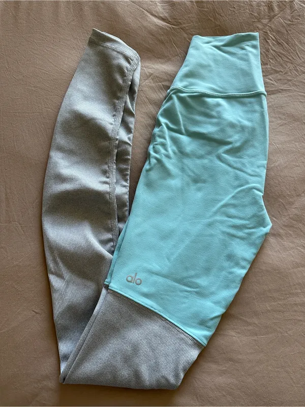 ALO YOGA High Waisted Goddess Legging in Blue Quartz Dove Grey Heather Sz. XXS - Image 6