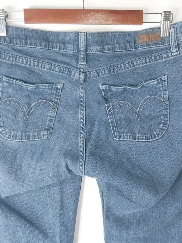 Levis 528 Curvy Skinny 11M 32x30 Dark Wash Jeans - Image 5
