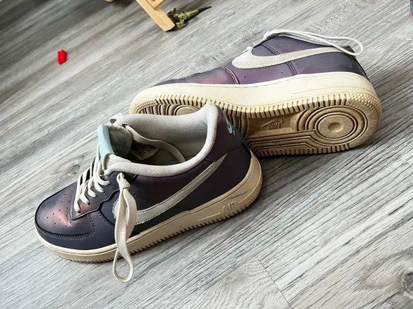Nike Air Force 1 Low '07 LV8 - Image 3