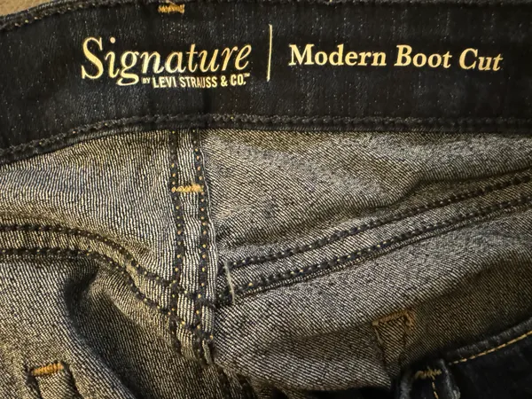 Levi’s Boot Cut Jean - Image 3