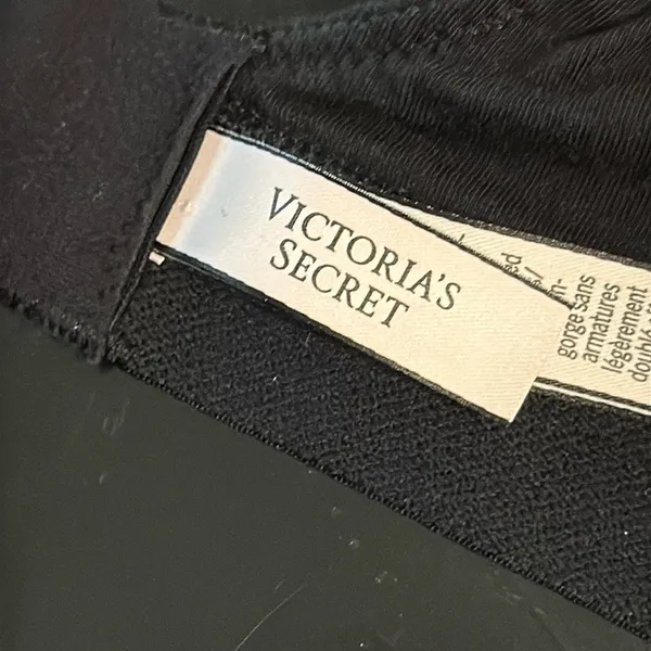 Victoria's Secret Black‎ Bra with Embellished Band - Image 4