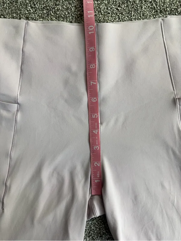 Offline by Aerie Real Me High Waisted Pocket Bike Shorts Pink Large - Image 4