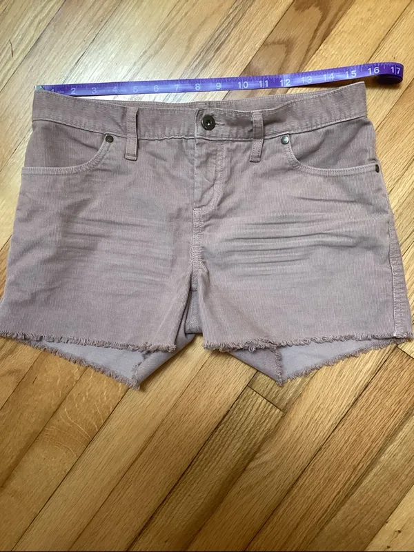 Carve Designs Oahu Shorts 4 inch size 4 - Image 8