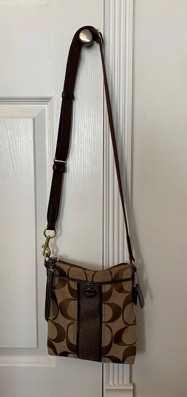 Coach Crossbody Bag - Image 4