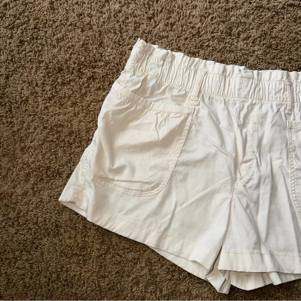 Women’s American Eagle High-Waisted Pull-On Short size XL - Image 2