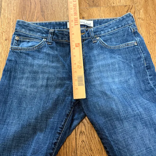 Y2K Gap Bootcut Stretch Jeans‎ Womens 6 R Medium Wash Blue Denim 2007 minimalist - Image 7