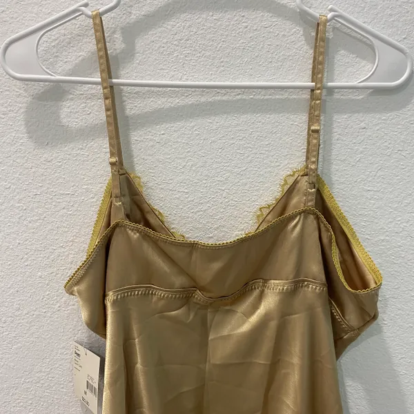 Apostrophe NWT Gold Lace Cami Size M - Image 5
