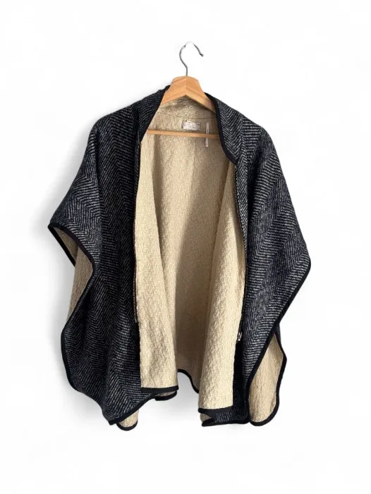 Free People Swept Away Navy & Cream Herringbone Zip Front Free Size Poncho O/S - Image 3