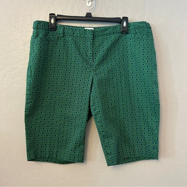 Laundry by Shelli Segal green and navy geometric print Bermuda shorts size 14 - Image 3