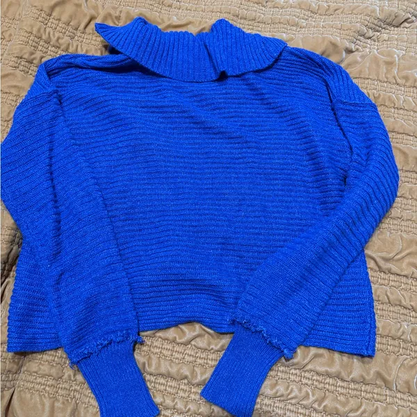 Free people Marlie pullover size xs - Image 3