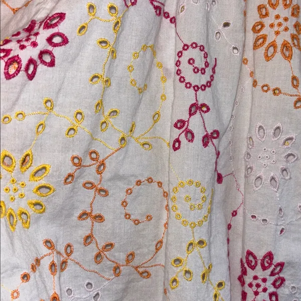 Anthropologie Maeve White Peasant Crop Top with Yellow,Orange & Pink Embroidery - Image 4