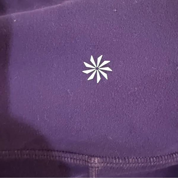 Athleta Purple cropped Leggings size Large 21” inseam - Image 3