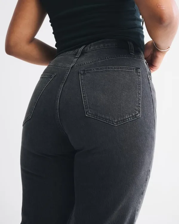 Abercrombie Curve Love Ultra High Rise 90s Straight Jean - Image 4