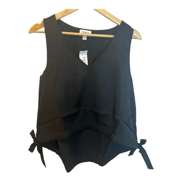 Terea By Andrea Pitter Vneck Sleeveless Black Blouse Small Hi Low Hem Bow Detail - Image 2