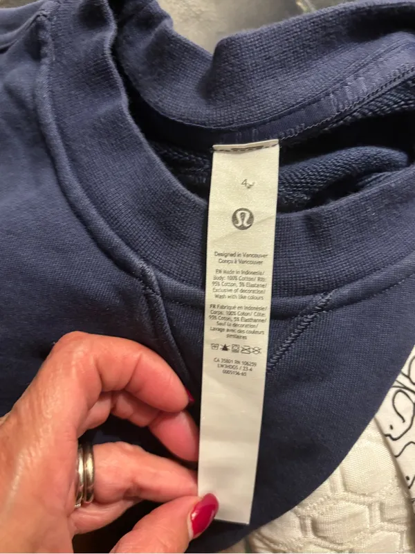 Lululemon  Oversized Crew neck true navy size 4 - Image 5