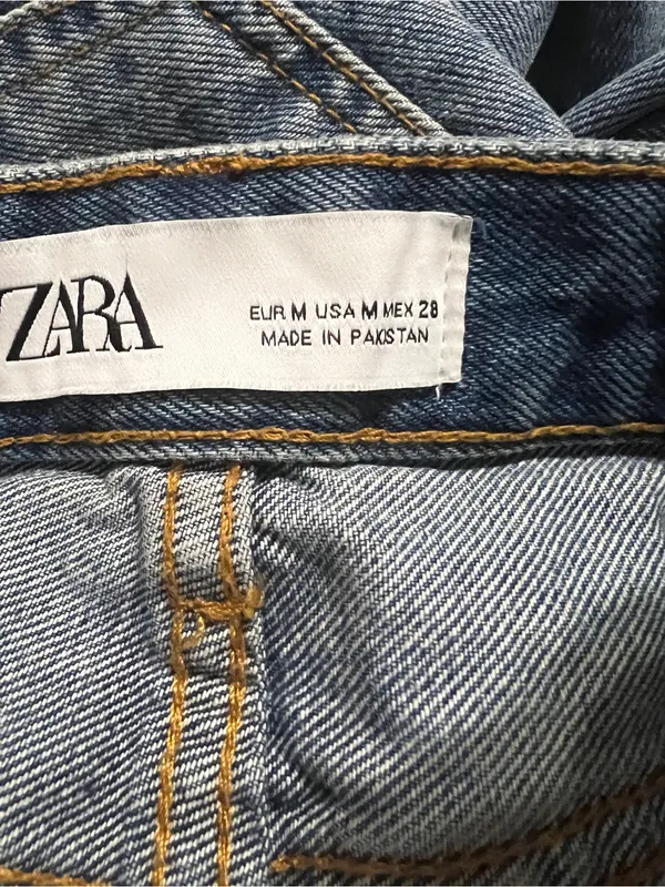 Zara Blue Distressed Denim Mini Skirt with Frayed Hem - Image 5