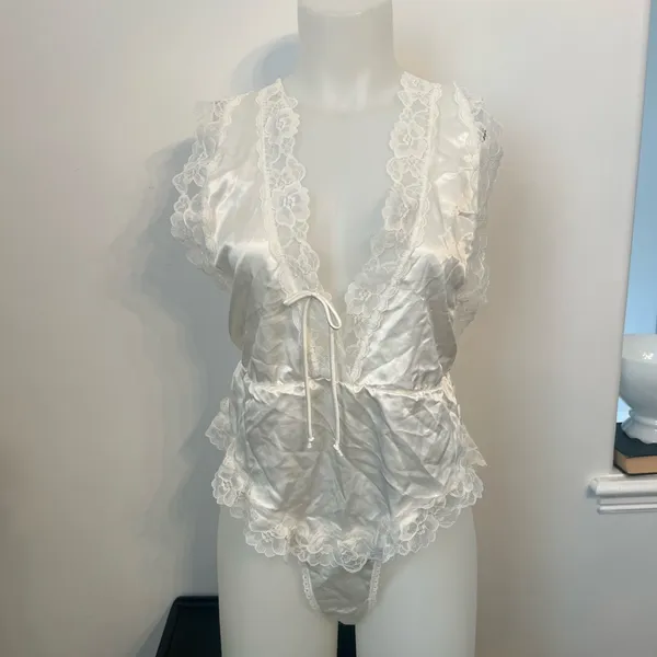 VINTAGE TEDDY BODYSUIT LINGERIE Dara Jane white Lace 80s coquette girl - Image 3