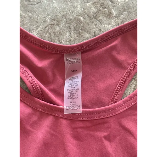 Beyond Yoga Powerbeyond Lite Resilient Tank Wine Size Small - Image 6