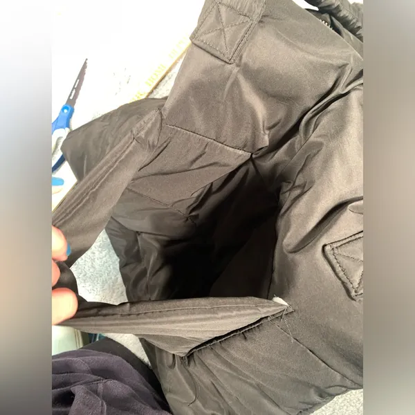 Wilo the label Black puffer gym Bag - Image 13