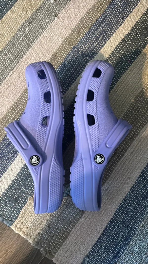 woman’s crocs  - Image 5