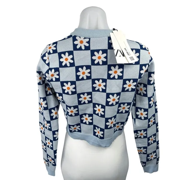 NEW Zara Blue Daisy Floral Checkered Button Knit Crop Cardigan Sweater Top Sz M - Image 2
