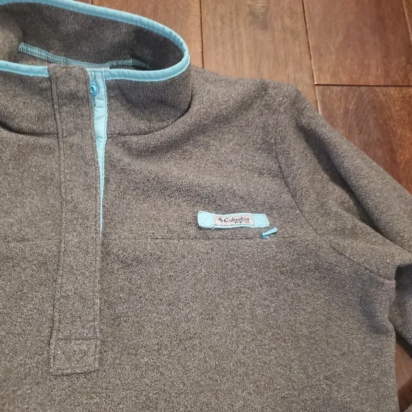 Columbia fleece pullover in gray and light blue 1/4 snap button size XL… - Image 3