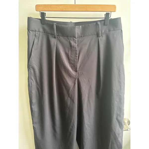 Lululemon Pleat Front High Rise Wide Leg Trouser size 14 gorpcore‎ minimalist - Image 3