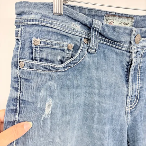 BKE Harper Distressed Bootcut Jeans Sz 31Lx33.5 Embroidered Buckle Y2K Country - Image 4