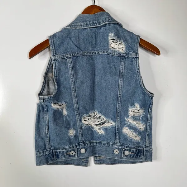 Levi's Distressed‎ Denim Vest Size Xsmall - Image 2