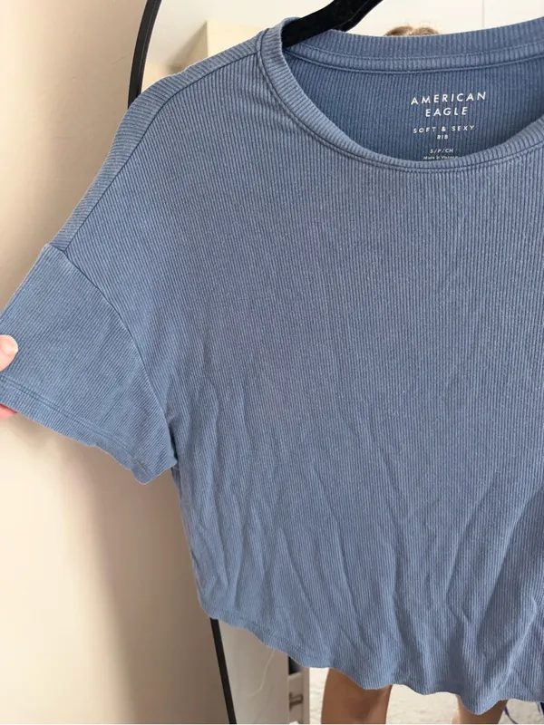 American Eagle Outfitters Light Blue Ribbed Short-Sleeve Tee - Image 3