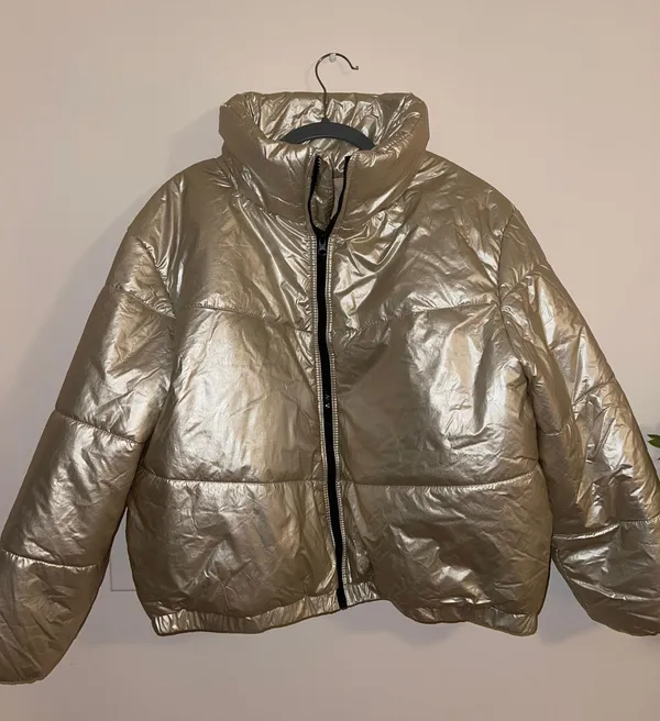Wild Fable Oversized Gold Puffer Jacket - Image 2