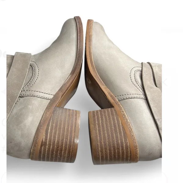 UGG Australia Elora Sahara Genuine Smooth Leather Stacked Heel Ankle Boot Size 5 - Image 7