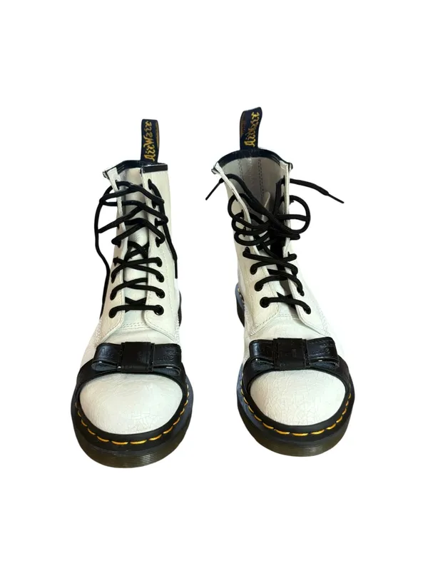 Dr Doc Martens 1460 White Black Crackle Patent Lamper Smooth Leather Womens 7 - Image 4