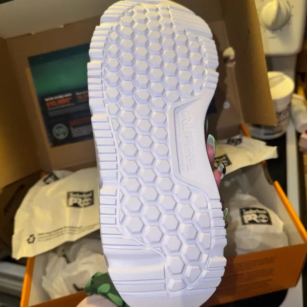 Setra composite toe work sneakers  - Image 8
