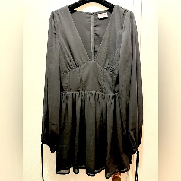 Revolve Showpo Calista Mini Dress in Black Size 6 - Image 4