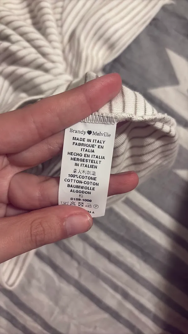 Brandy Melville t shirt  - Image 2