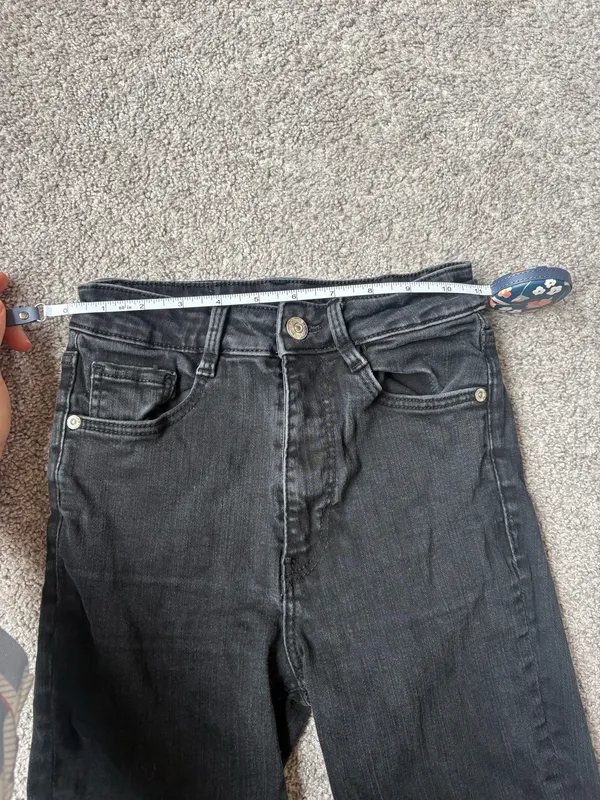 American Eagle Skinny Jeans - Image 3