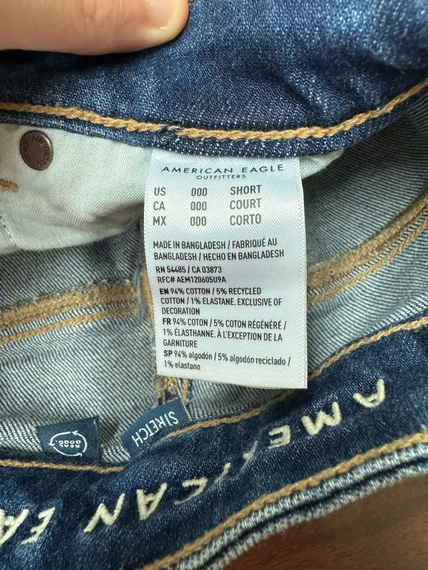 American Eagle Stretch Mom Jean Size 000 Short - Image 7