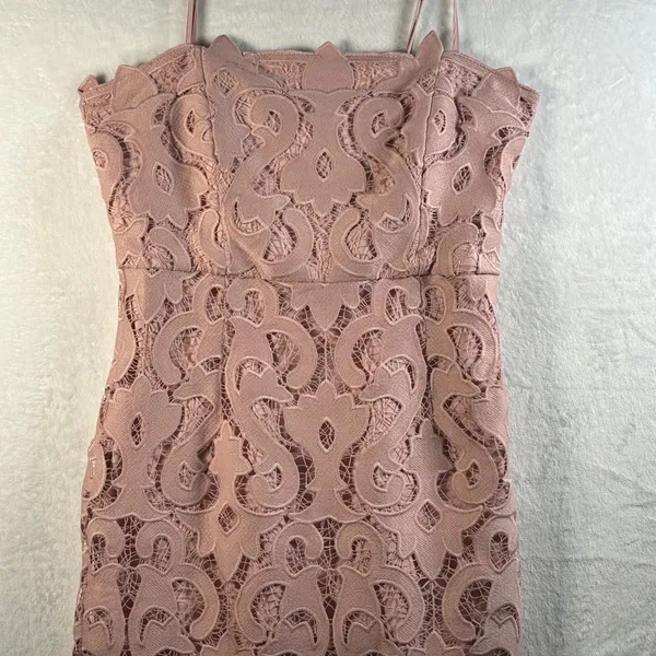 Bardot Pink‎ Lace Scalloped Hem Sleeveless Midi Sheath Dress Size US 8 M - Image 2