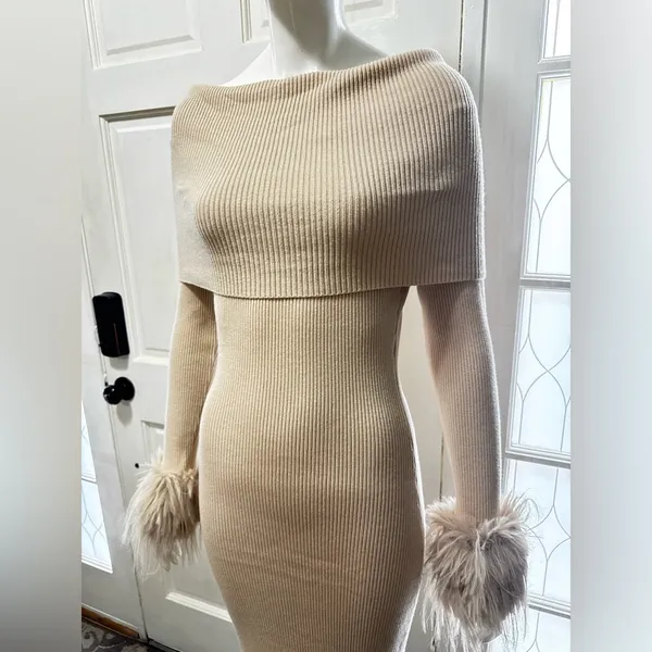 JOLLYA Off-Shoulder Cream Knit Dress with Feather Trim Size M/L P-36 - Image 9